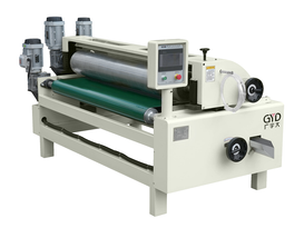 Machine de rev&ecirc;tement &agrave; rouleau unique